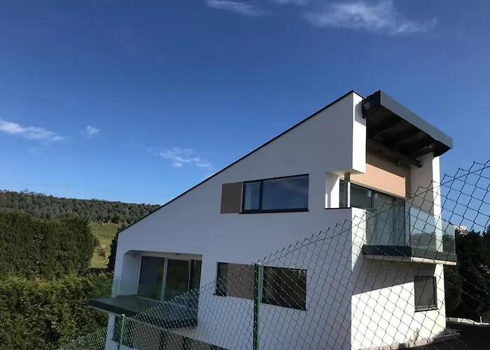 Casa Albuerne Holiday home *