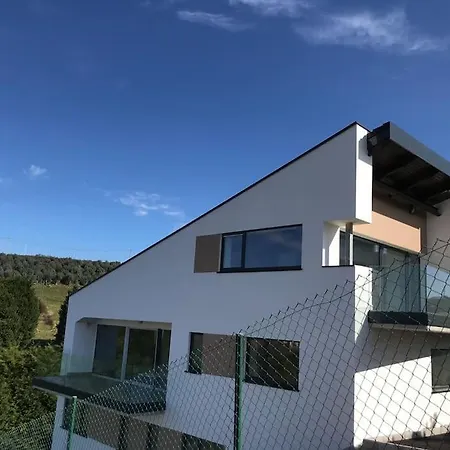 Casa Albuerne Dom wakacyjny *